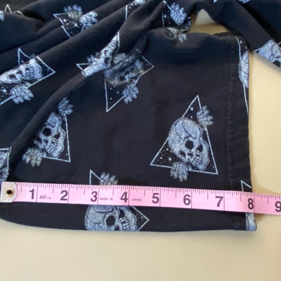 WXYZ mfg co - T-shirt - Picture 8 of 12